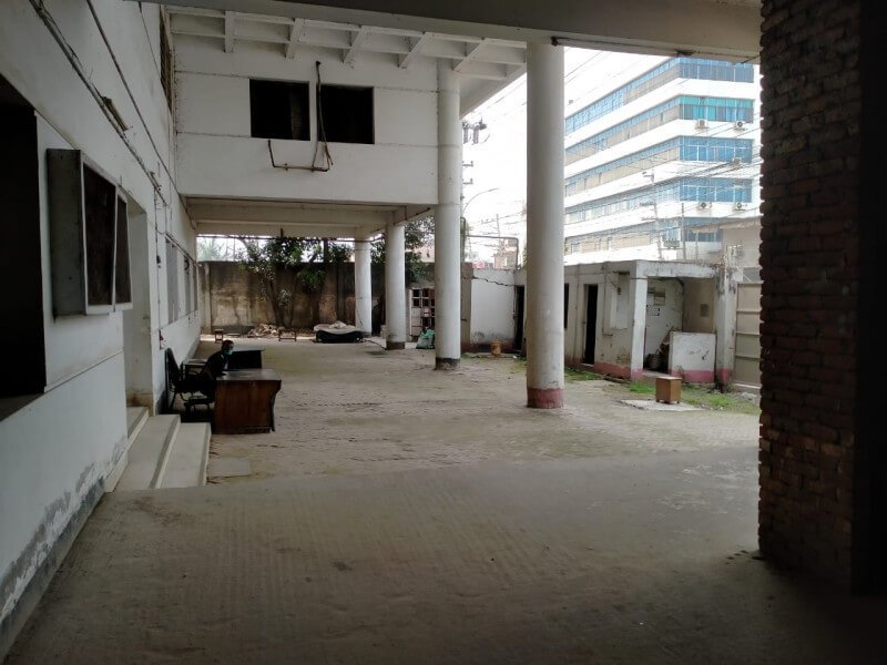 100% Export Oriented 16 Line Oven Factory with Land for Sale