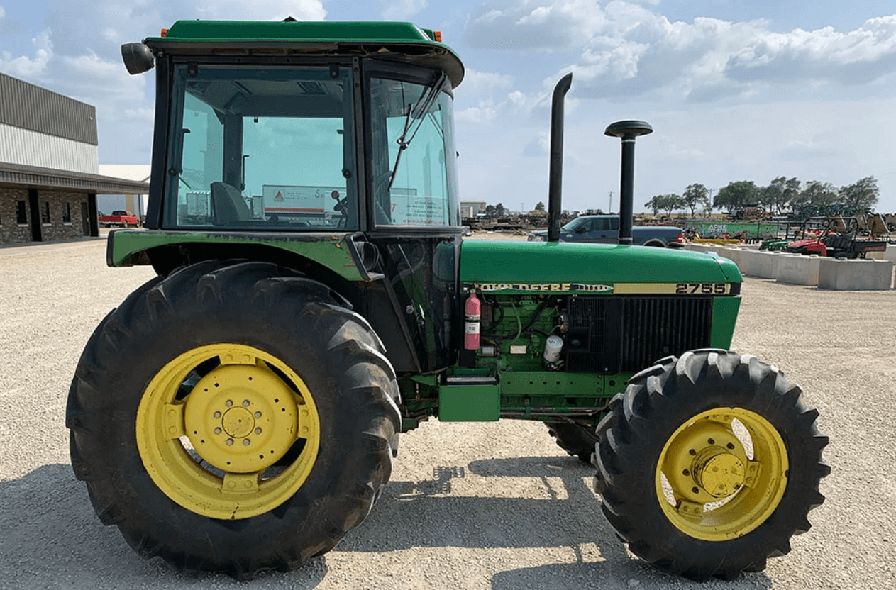 1992 John Deere 2755 Tractor